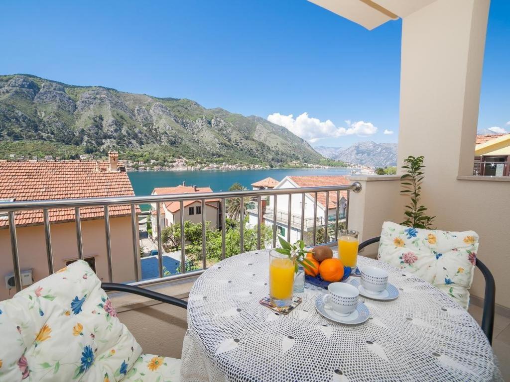 Apartments Castello Kotor Rom bilde