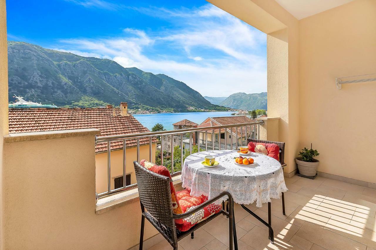 Apartments Castello Kotor Eksteriør bilde